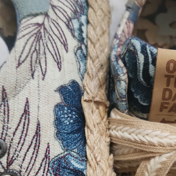 FARM rio Floral Canvas Espadrille Sneakers - Picture 7 of 7